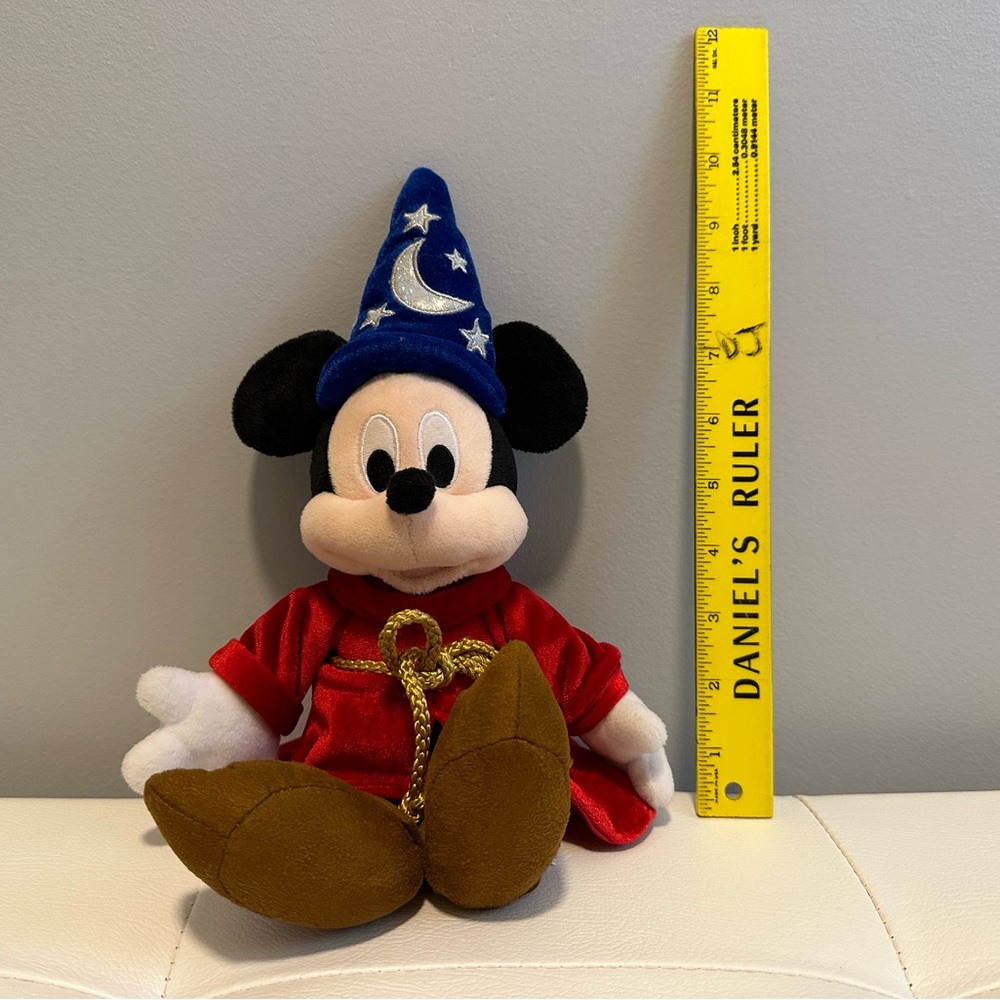 Sorcerer Mickey plush Disney 2018